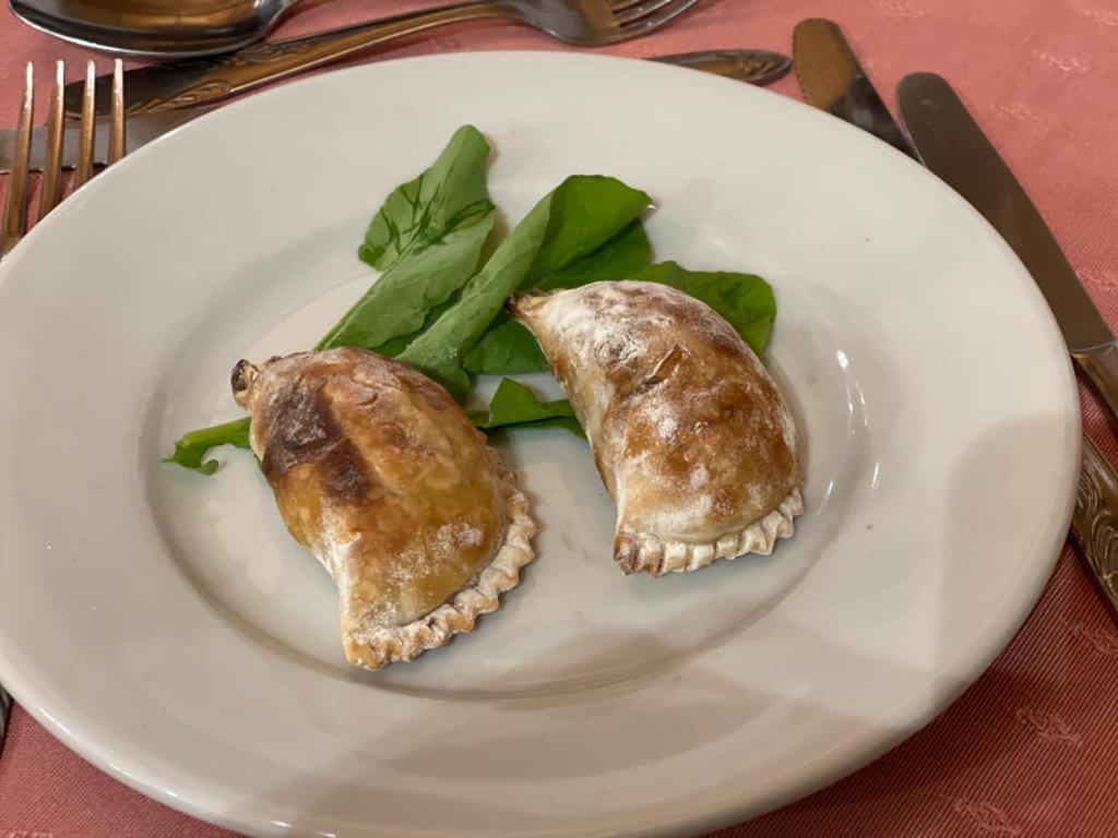 Estancia Quillen Lodge - Hosteria Aluminé 外观 照片